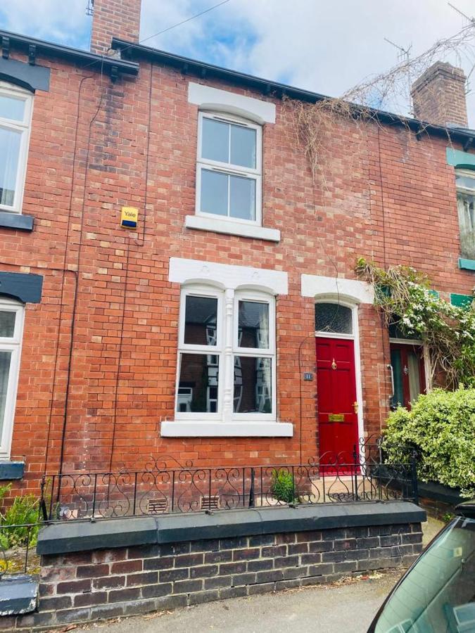 Villa Cosy House With Garden & Parking, Sheffield Extérieur photo