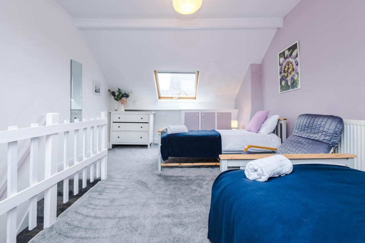 Villa Cosy House With Garden & Parking, Sheffield Extérieur photo