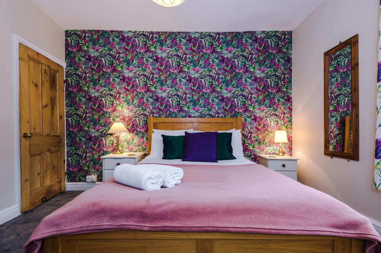 Villa Cosy House With Garden & Parking, Sheffield Extérieur photo
